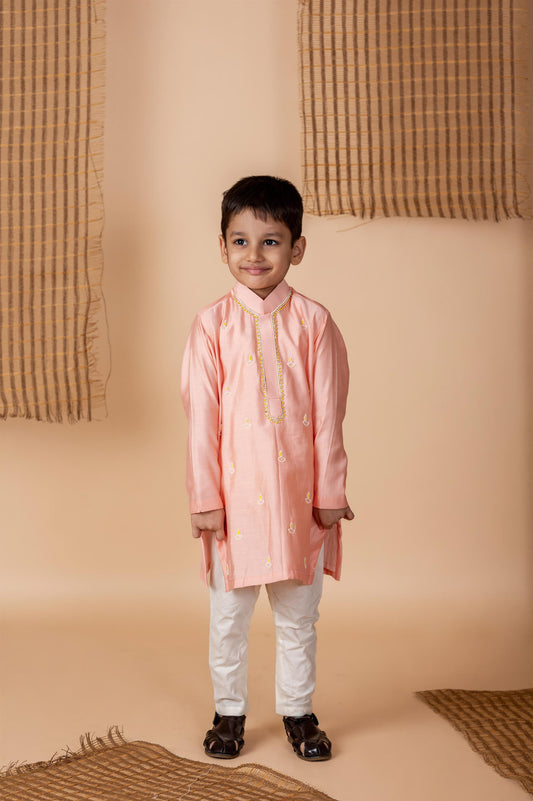 Peach Diya Embroidered kurta
