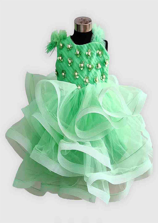Green Ruffle With Feather