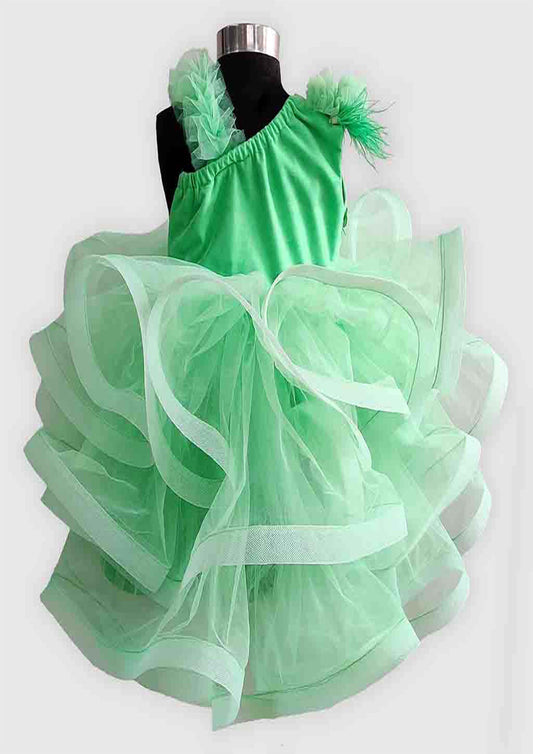 Green Ruffle With Feather