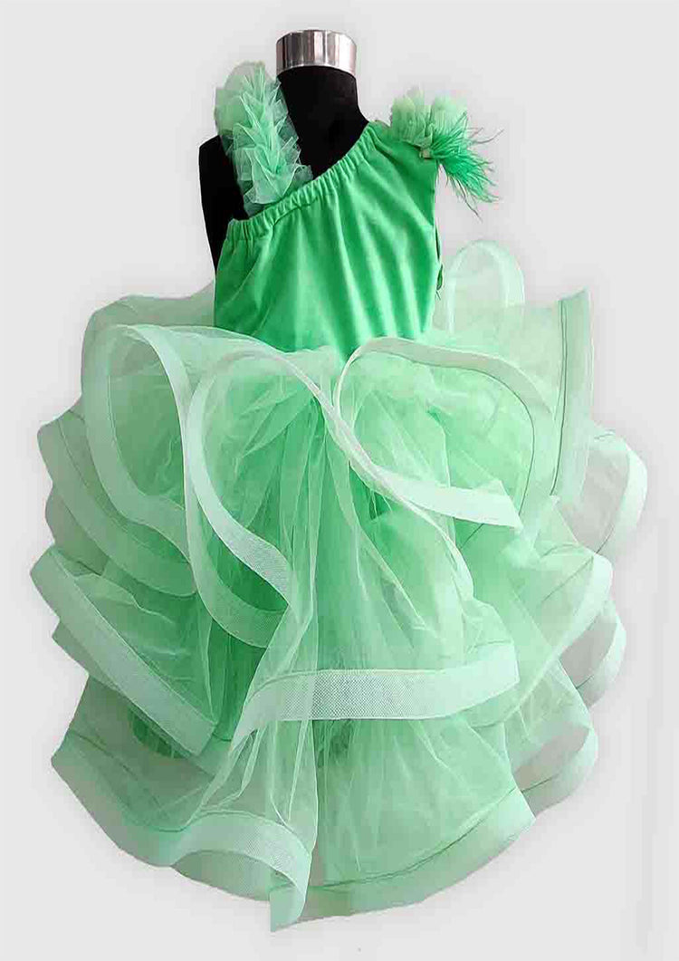 Green Ruffle With Feather