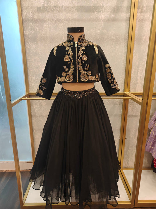 The 2 in 1 Black Ghagra Set