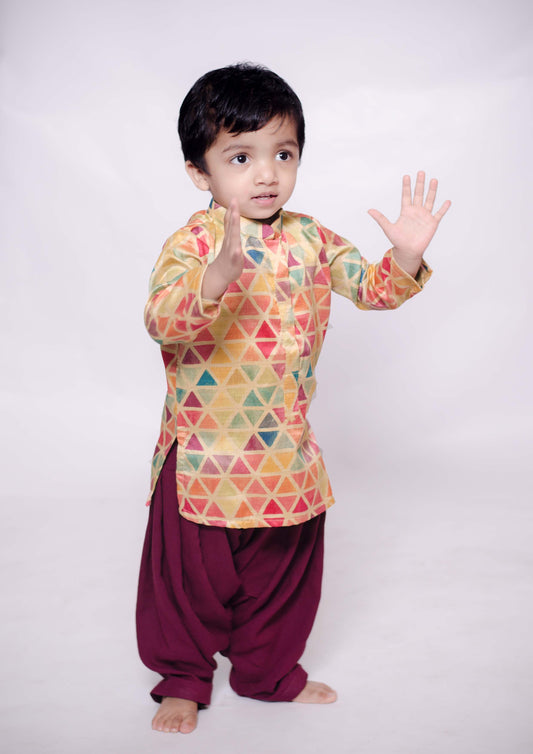 Triangle Kurta Patiala