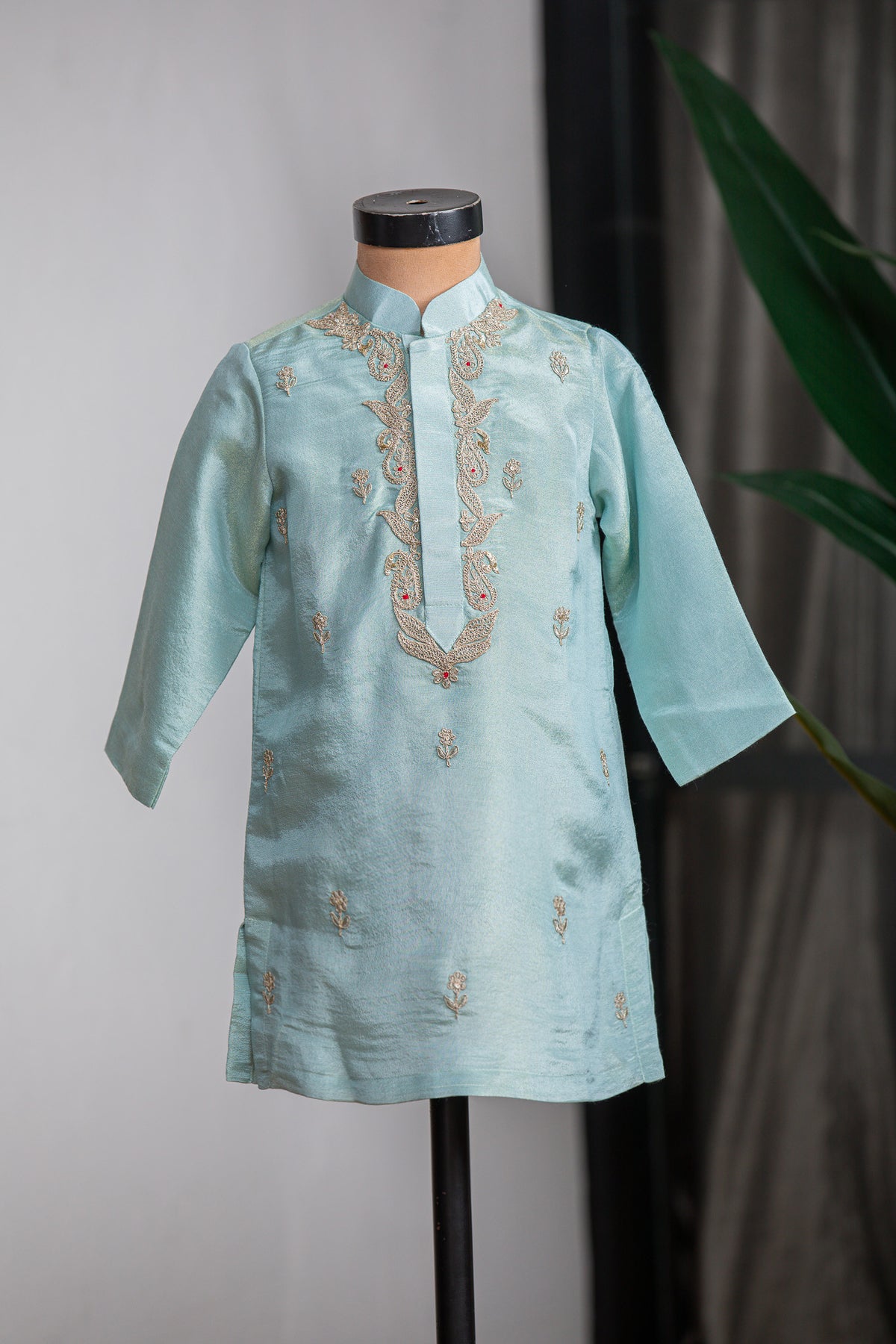 Blue Shimmer Dori Kurta