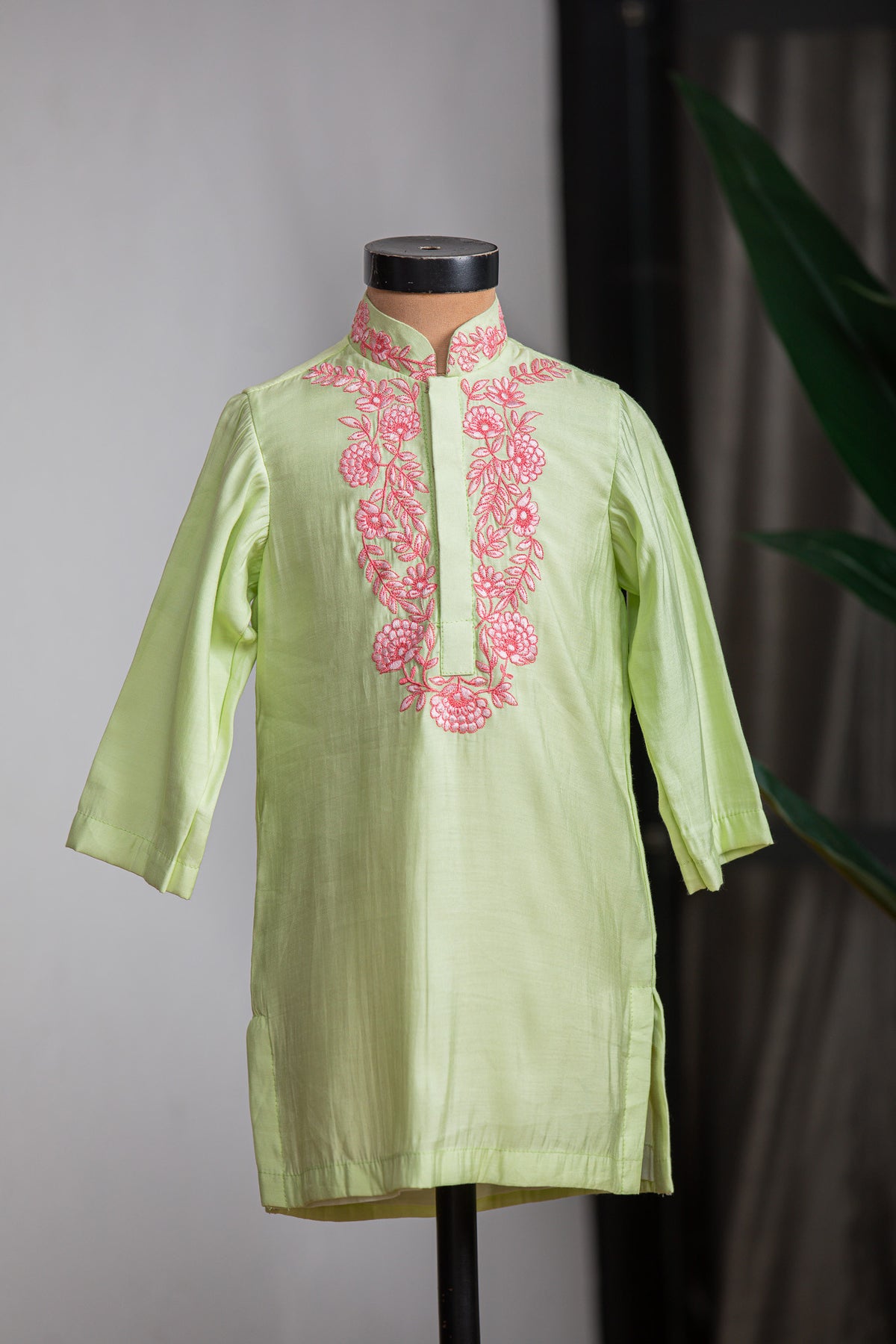 Green Thread Embroidered Kurta
